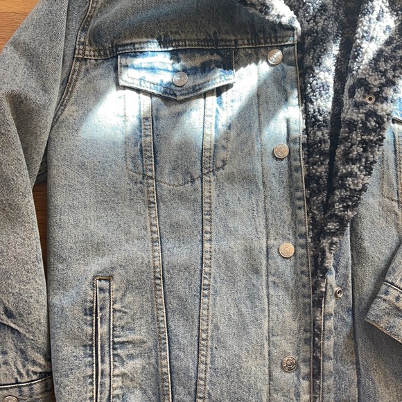 COPY - Free People Sherpa Trucker Jacket - Picture 5 of 7
